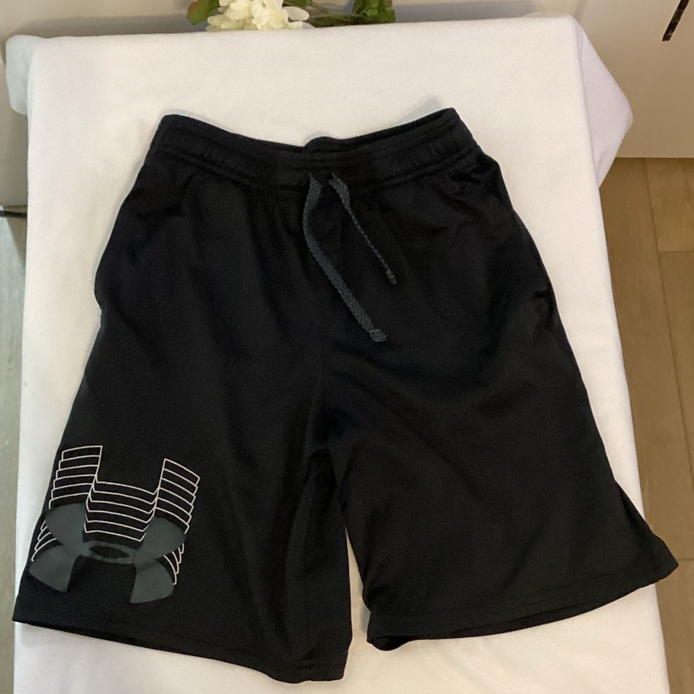 Under Armour Men's Black Athletic Shorts with Logo